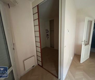 Location Appartement 1 pièce 33m² LILLE 59000 - Photo 2