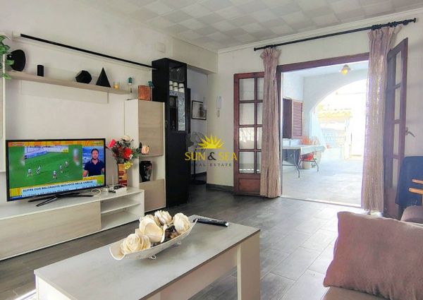 2 BEDROOM VILLA IN MIL PALMERAS