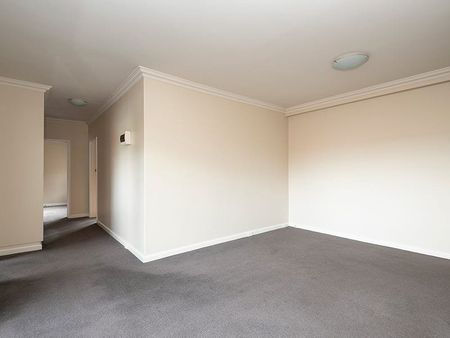 Ground Floor Mordern Living - Photo 3