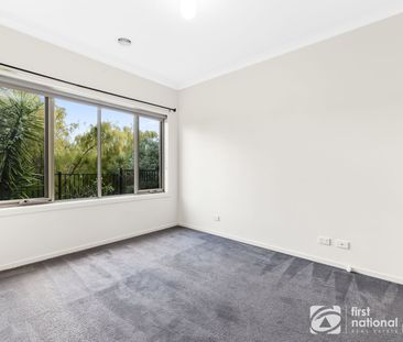 Charming 3-Bedroom Home - Photo 6