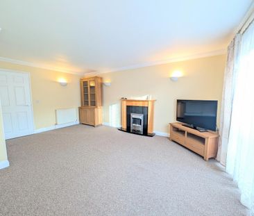 4 bedroom terraced house to rent - Photo 4