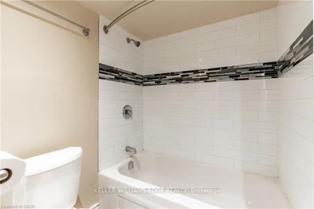 9 Blythe Street #B - Photo 3