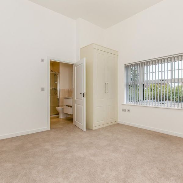 5 bedroom house to rent - Photo 1