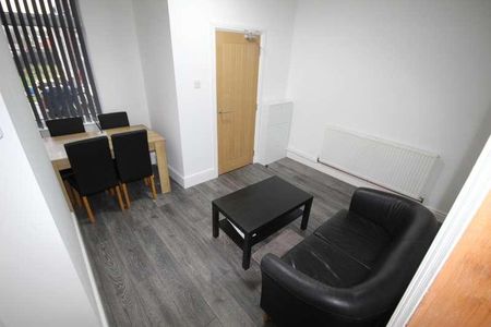 Calais Road (room), Staffordshire, Burton Upon Trent, DE13 - Photo 4