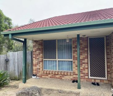 “Cosy 2-Bedroom Unit in Quiet Redbank Plains Location” - Photo 6