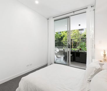 Modern Apartment | Central Location - Photo 2