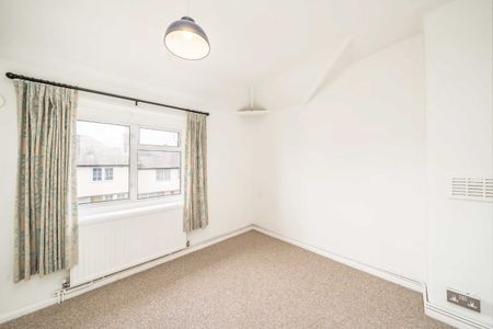 Derinton Road, London, SW17, London - Photo 2