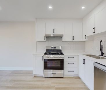 For Lease - 85 Primula Crescent Unit# MAIN, Toronto, Ontario - Photo 5