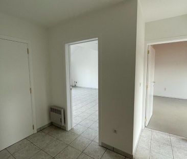 Ruim en lichtrijk duplex appartement met inpandige garage in Rotselaar - Photo 5