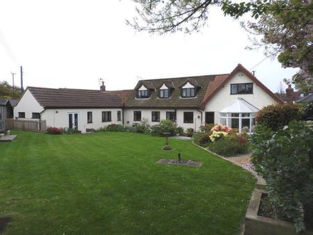 Elderton Lane, North Walsham, Antingham - Photo 2