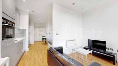 Luxury Apartment Building - Photo 2