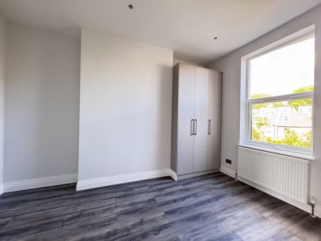 1 Bed Flat, Shepperds Bush, W12 - Photo 4