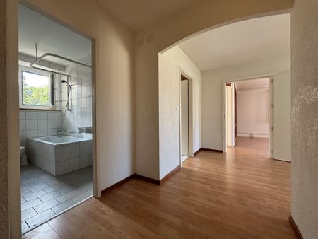 3-Zimmer-Wohnung, in der Nähe von Annehmlichkeiten - Photo 5