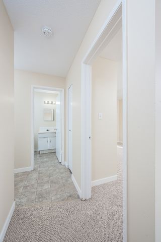 Lyndon Court - Photo 5