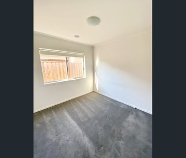 Stunning 4 Bedrooms in Wyndham Vale, Don't Miss Out! - Photo 3