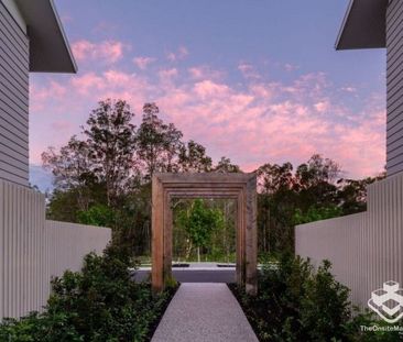 Move In Before Christmas! Modern 3 Bedroom Townhouse in The Heights... - Photo 4