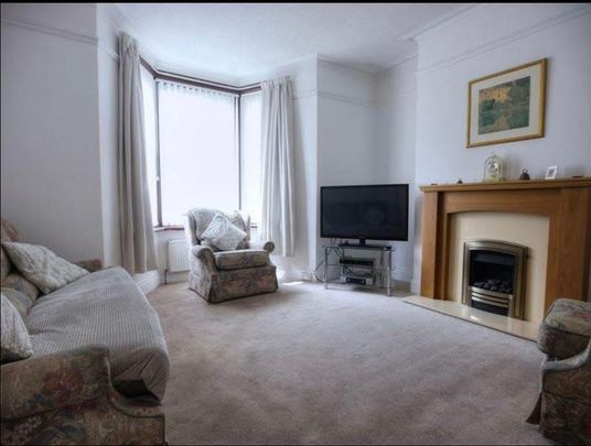 4 bedroom terraced house to rent - Photo 1