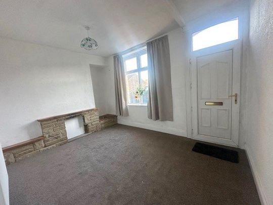 4 bedroom terraced house to rent - Photo 1