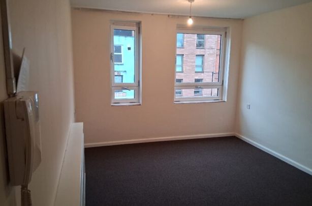 Thrawl Street – Flat 20 - Photo 1