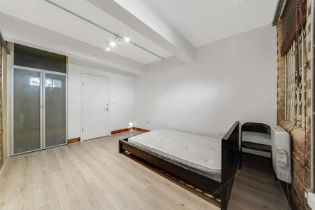 3 bedroom apartment to rent - Photo 3