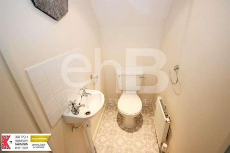 Lee Meadowe, Chase Meadow, Warwick, CV34 - Photo 4