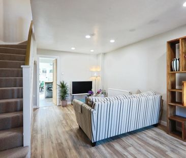 2 bedroom terraced house to rent - Photo 1