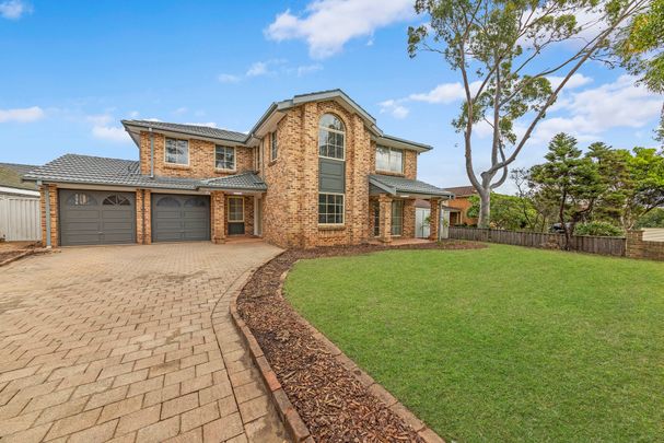 Perfect Family Home&comma; 4 Bed Plus Study&comma; Cths Catchment - Photo 1