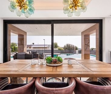 Detached Villa · Estepona - Photo 3