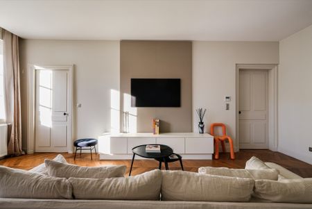 Location Appartement 4 pièces Meublé 101m² FONTAINES SUR SAONE 69270 - Photo 2