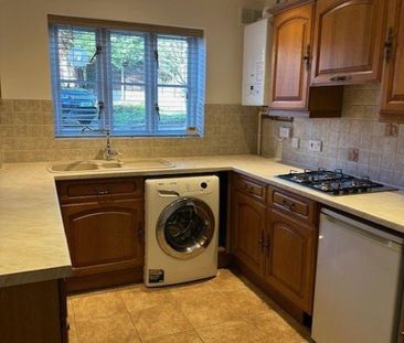 3 bedroom terraced house to rent - Photo 5