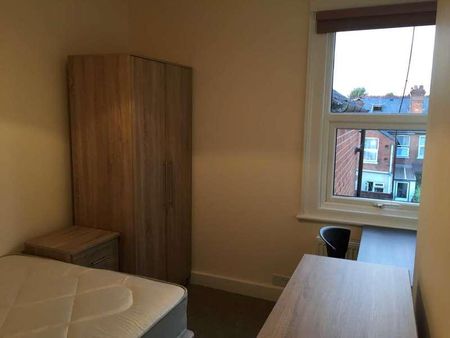 Brighton Road, Reading, RG6 - Photo 4