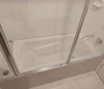 Dual Key Property - Great Location - Photo 3