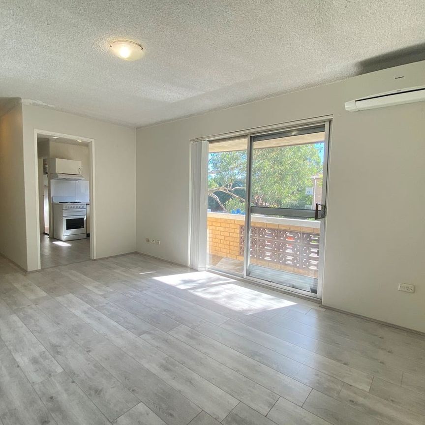 Conveniently Located Apartment in Merrylands - Photo 1