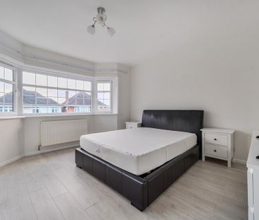 4 bedroom detached house to rent - Photo 5