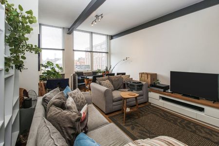 2 Bed Flat, Church Street, M4 - Photo 5