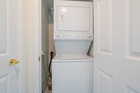 For Lease - 4850 Glen Erin Drive Unit# 1101, Mississauga, Ontario - Photo 2