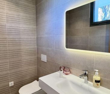 6 bedroom luxury Villa for rent in Estepona, Spain - Photo 4