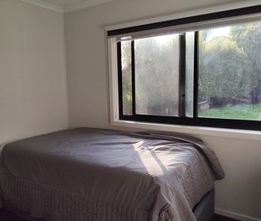 Ferntree Gully - Photo 2