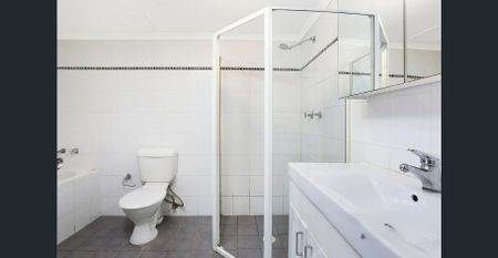 Walking Distance To Station - Photo 3