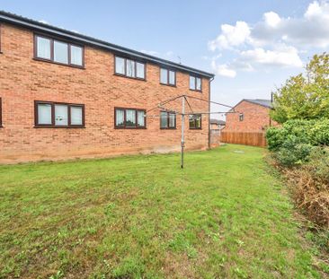 2 bedroom maisonette to rent - Photo 4