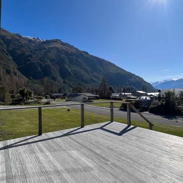 Spacious Kingston home - Photo 1