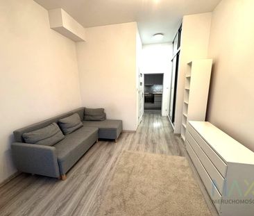 Jasna przestronna kawalerka z balkonem w sercu Kazimierza - Zdjęcie 2