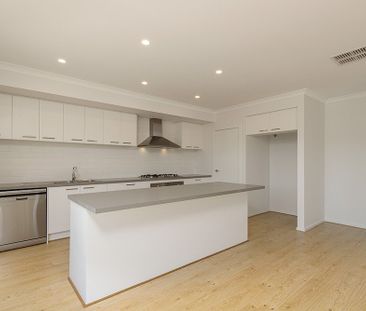 Attractive Home With Great Features - Photo 5