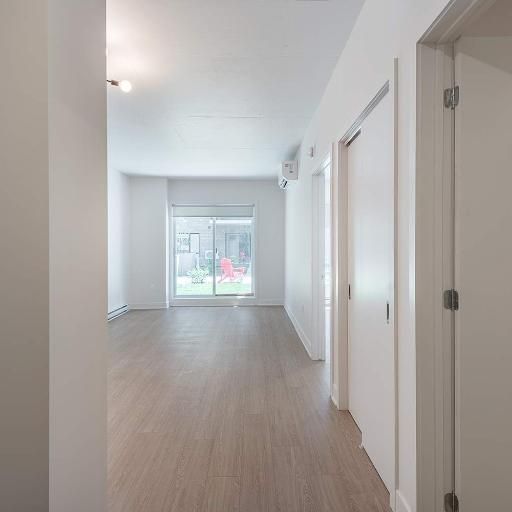 2 CH - 1 SDB - Montréal - $2,235 /mo - Photo 1