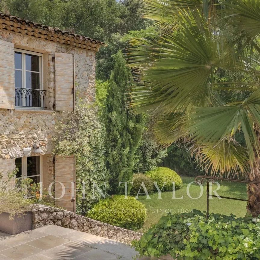 Maison à louer La Colle Sur Loup, Cote d'Azur, France15 000 EUR / Mois - Photo 1