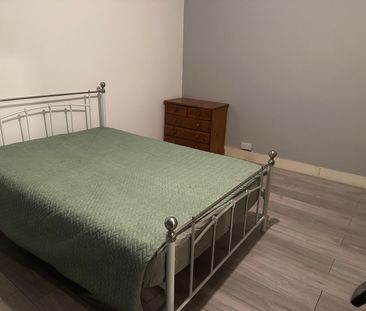 Room in a Shared House, Ilford, IG4 - Photo 5