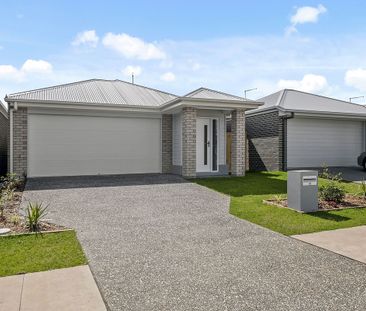 Beautiful Near-New Family Home in a Quiet Morayfield Pocket - Photo 4