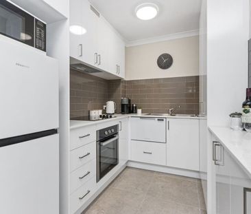 A perfectly located Inglewood apartment with modern amenities - HOM... - Photo 6