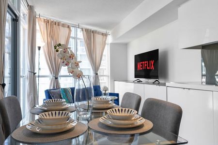 Iceboat Terrace - Photo 3