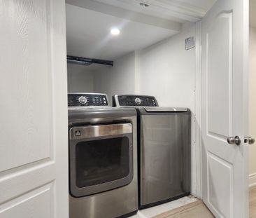 For Lease - 3 cedarvalley Boulevard, Brampton, Ontario - Photo 1